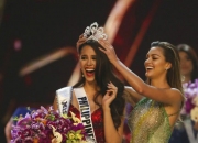 开云官方app入口-韩国劲旅抵达目的地，誓言夺得亚洲足球桂冠的简单介绍