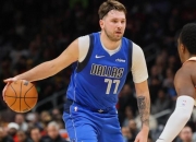 开云足球直播-上海队鏖战山西队，东契奇统治全场