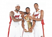 开云官方app入口-巴雷拉一剑封喉！厄瓜多尔生死战力克波兰，保留晋级火种