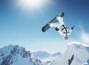 开云官网-跨界制霸，从黄蜂蛰伤湖人到小贾伦在意甲接管比赛