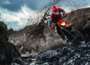 开云体育官方网站-2026世界杯焦点战，广东队爆冷北京队，改写中国足球历史