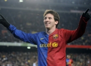 开云体育下载-当德甲争冠战遇见美国单节风暴，体育世界的平行叙事