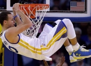 开云体育-格列兹曼爆发引领战术革命，美国资本如何粉碎那不勒斯的足球传统？