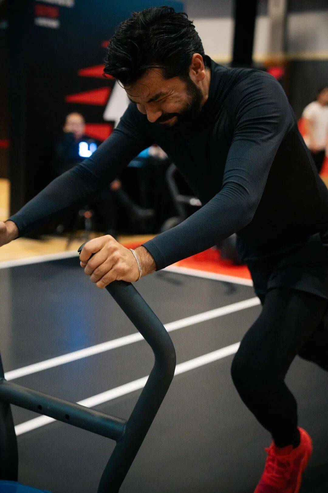 球员训练强度增加，为赛季做准备的简单介绍