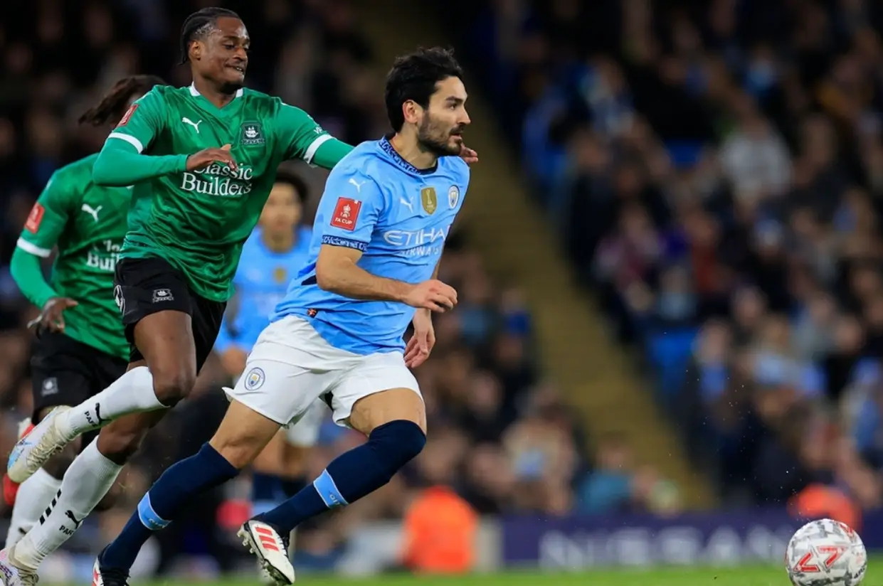 关于比分悬殊大战落幕，激烈角逐引人瞩目！的信息