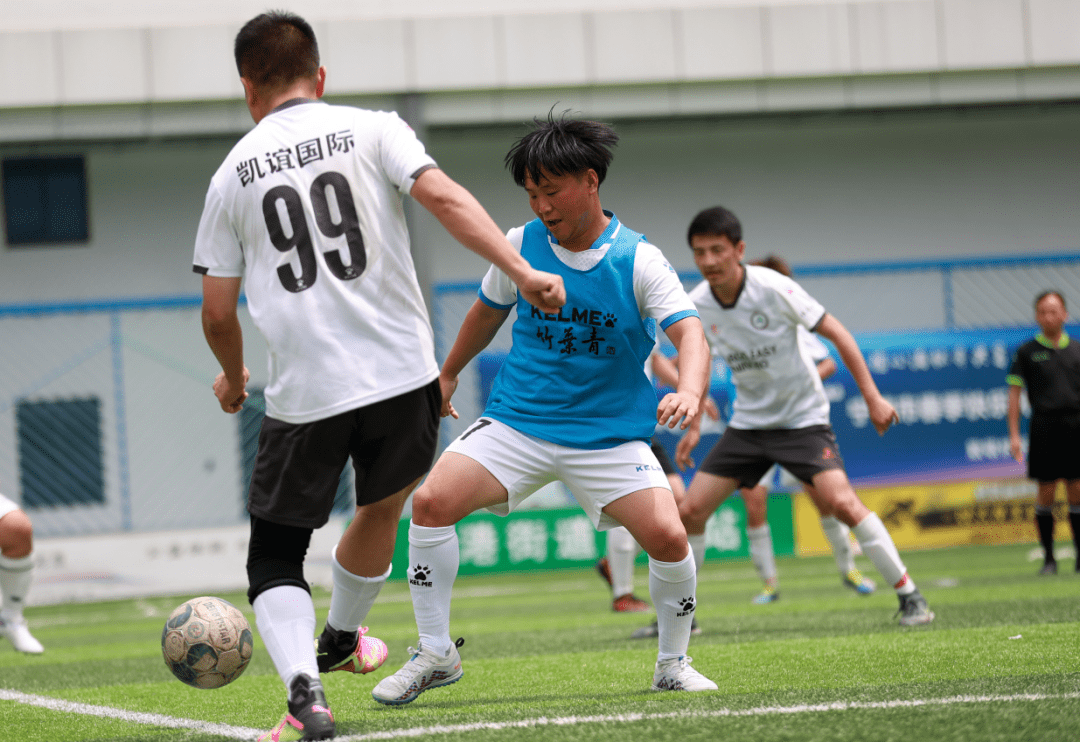 关于斯洛伐克击剑队激战过关,晋级四强的信息 关于斯洛伐克击剑队激战过关,晋级四强的信息