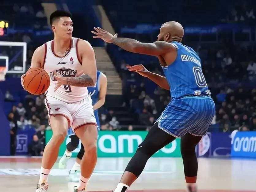 关于沈阳队与南京队的较量引发球迷关注的信息