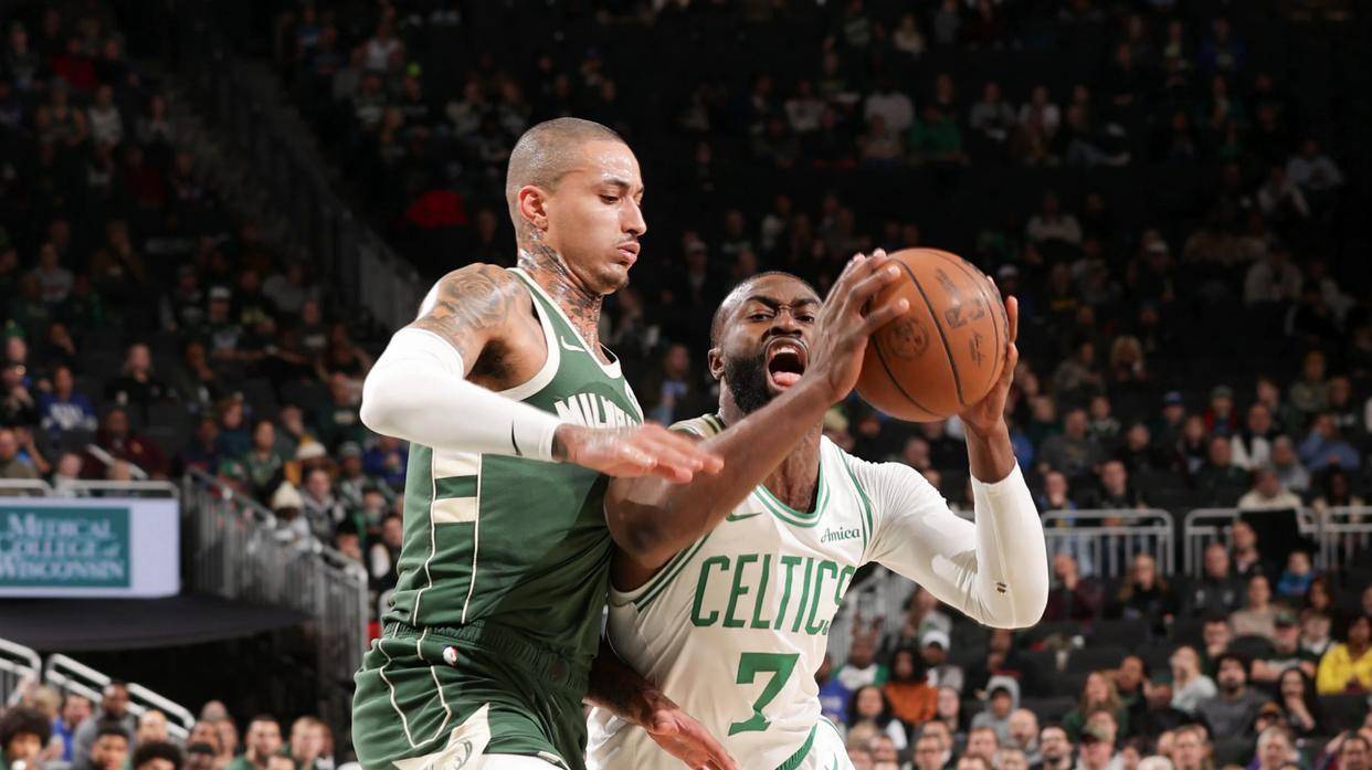 雄鹿B队翻盘雄鹿,杰伦·布朗一己之力扛起全队的简单介绍 雄鹿B队翻盘雄鹿,杰伦·布朗一己之力扛起全队的简单介绍