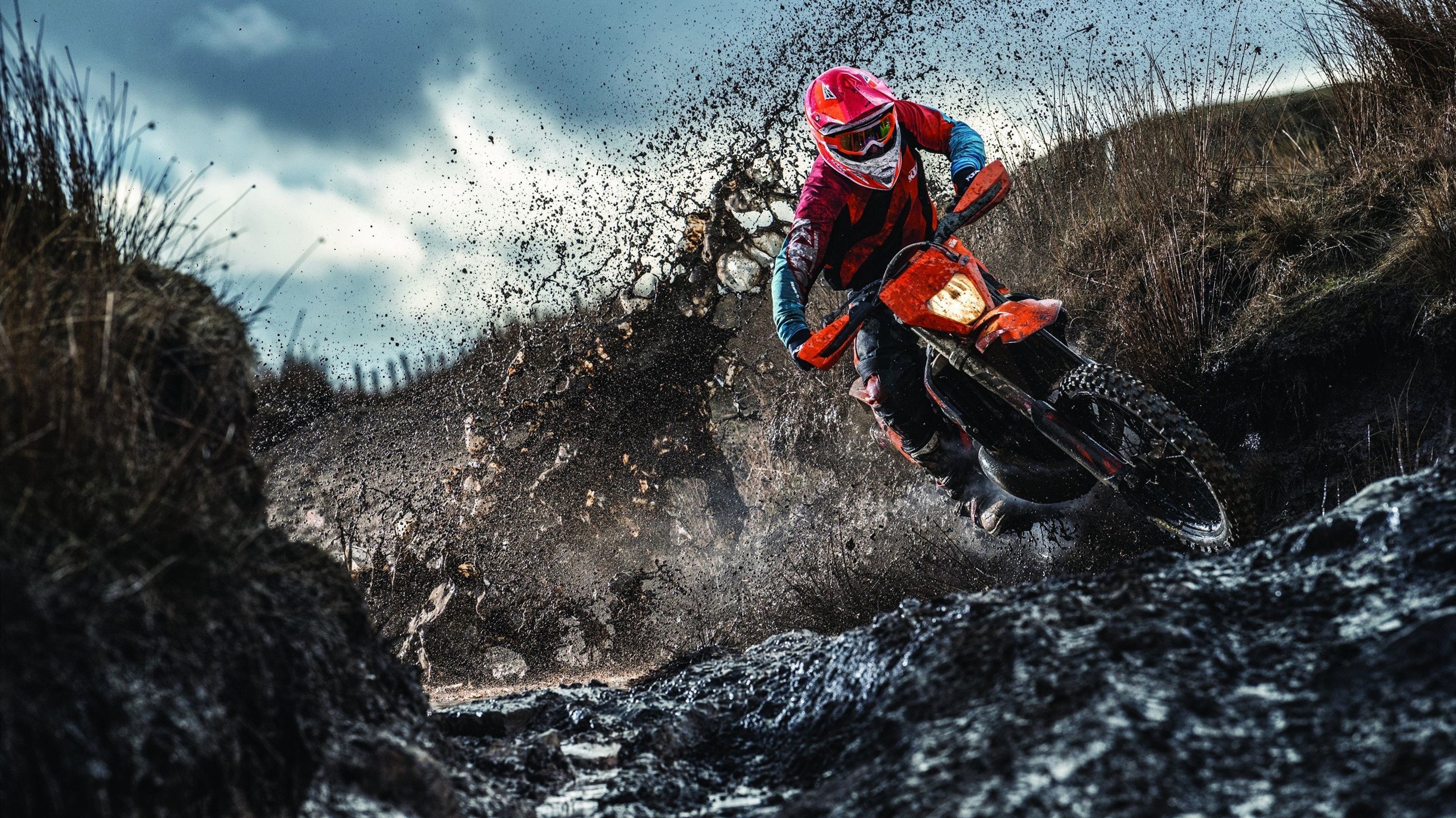 格林末节狂飙导演逆转好戏,热火团队篮球轻取骑士锁定关键卡位战